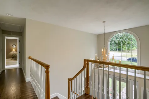 4 Coachman Road Windham NH 03087