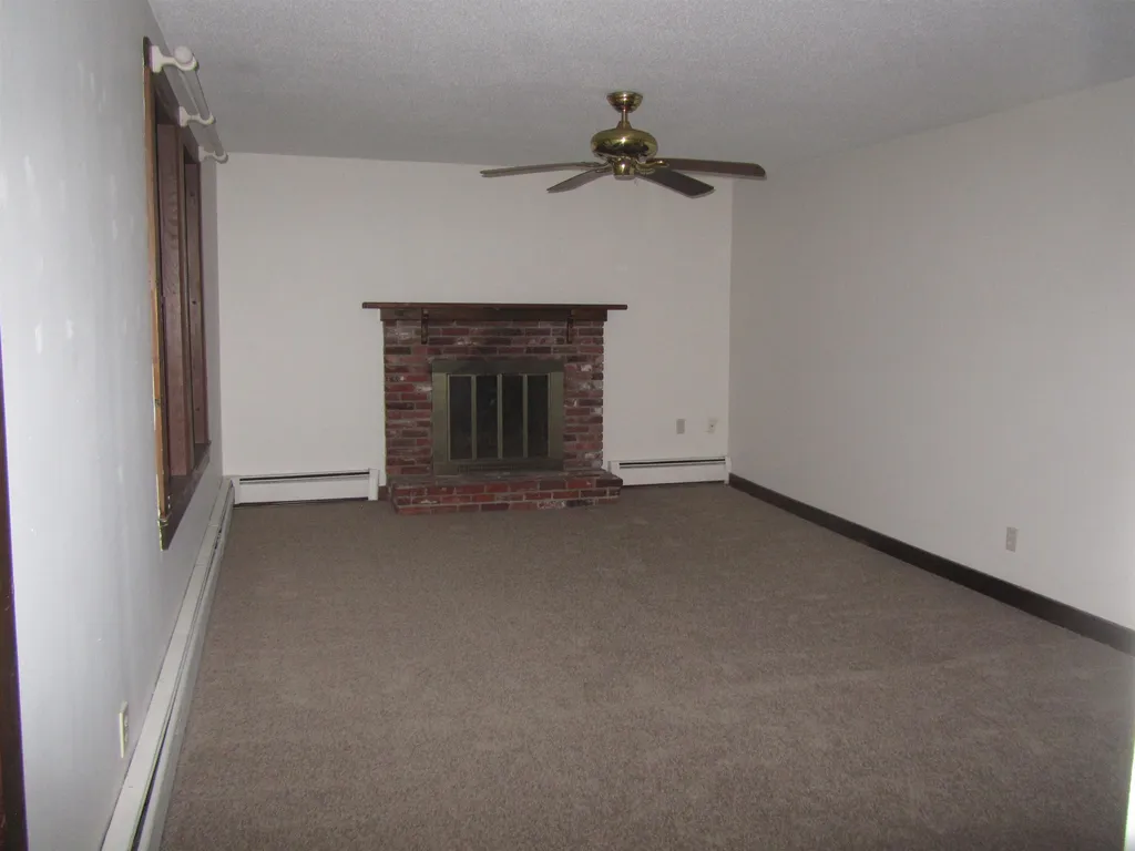 356 Main Dunstable Road Nashua NH 03062