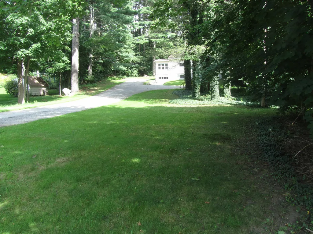 356 Main Dunstable Road Nashua NH 03062