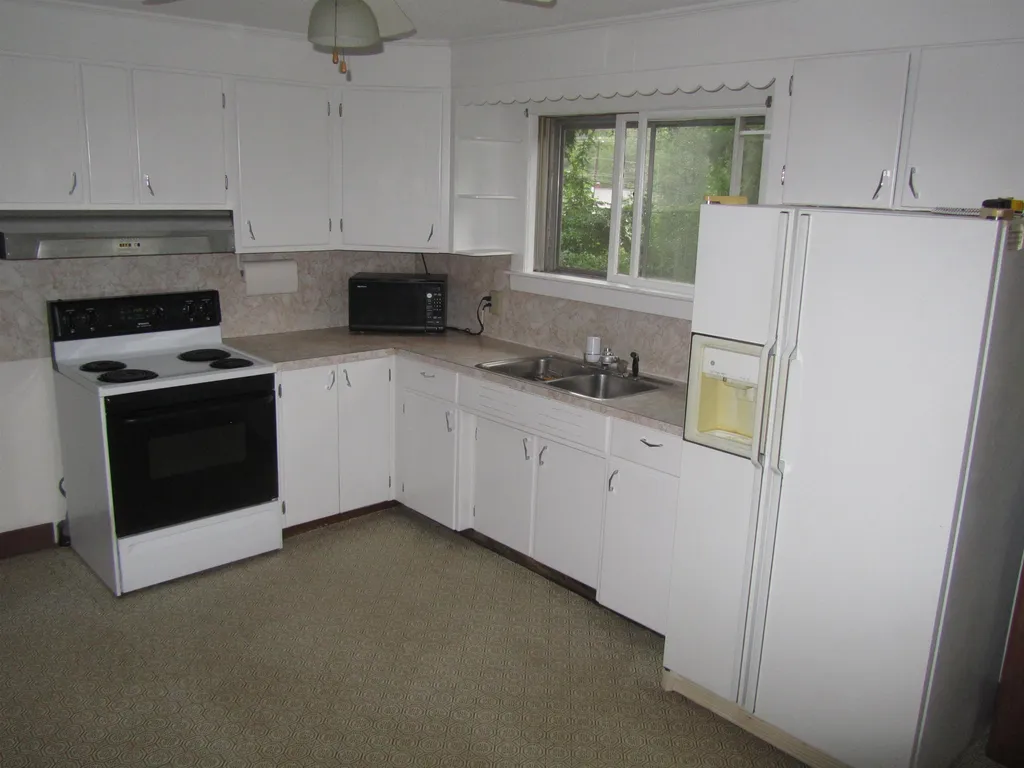 356 Main Dunstable Road Nashua NH 03062