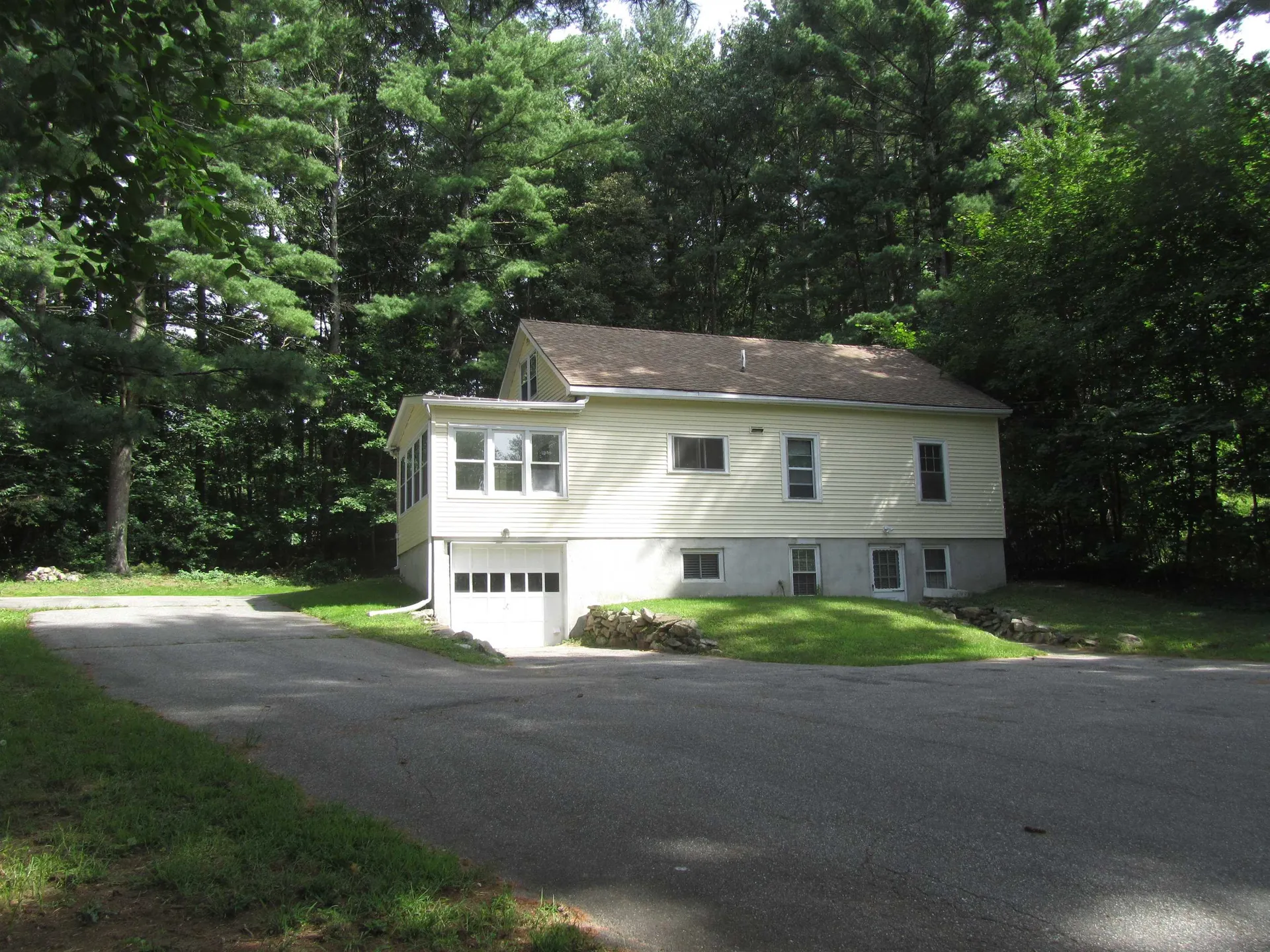 356 Main Dunstable Road Nashua NH 03062
