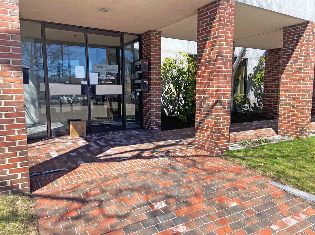 134 Pleasant Street Portsmouth NH 03801