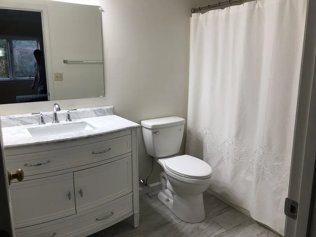 40 Heather Drive Hartford VT 05001