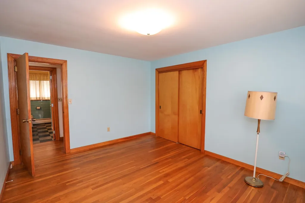55 Wayland Avenue Manchester NH 03109
