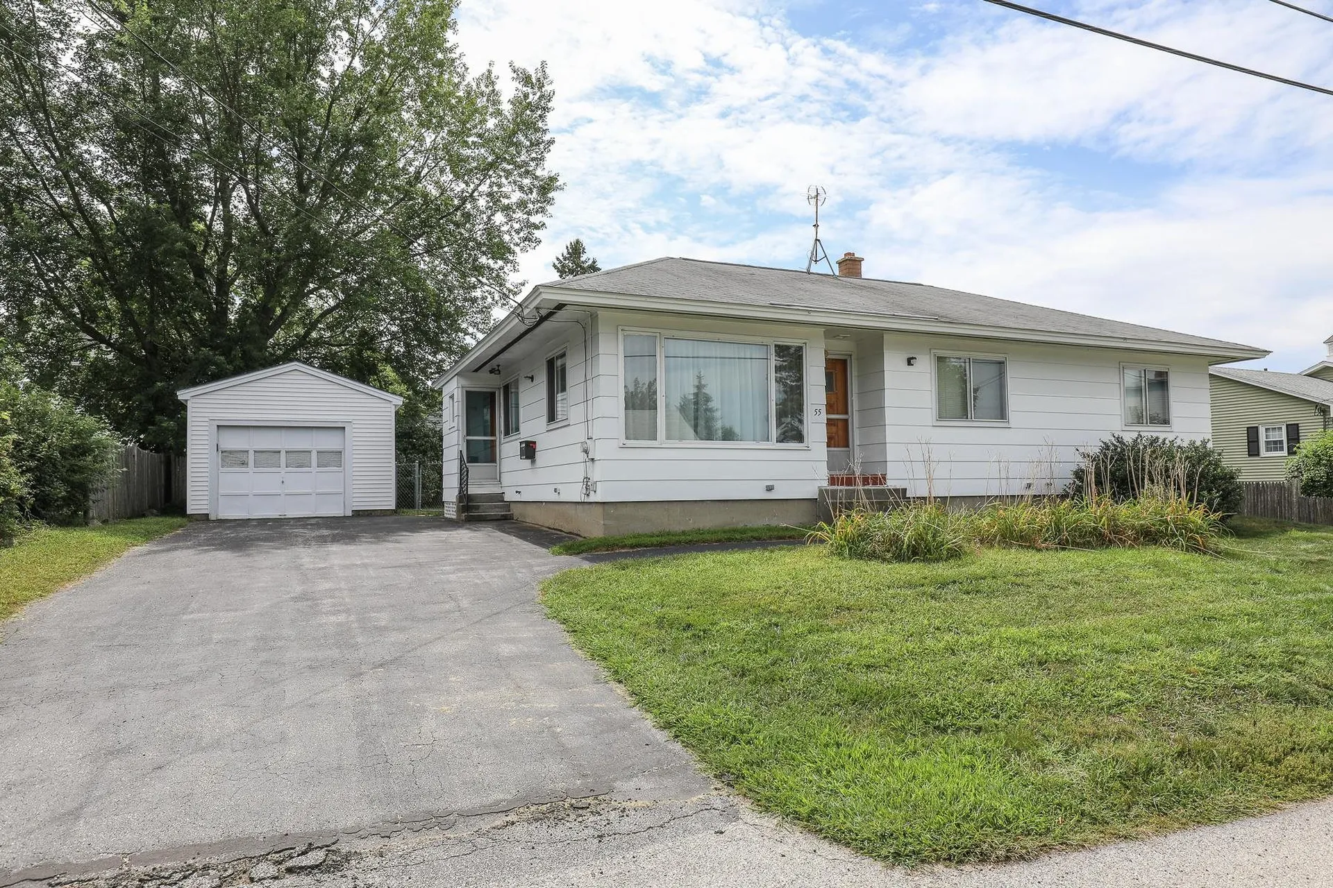 55 Wayland Avenue Manchester NH 03109