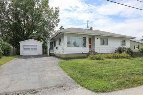 55 Wayland Avenue Manchester NH 03109