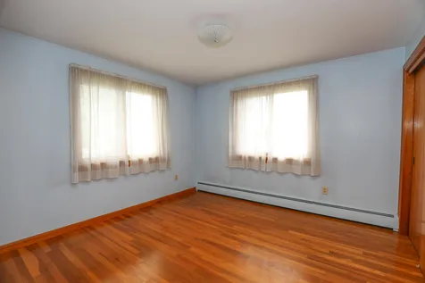 55 Wayland Avenue Manchester NH 03109