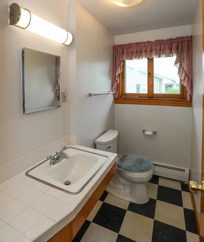 55 Wayland Avenue Manchester NH 03109