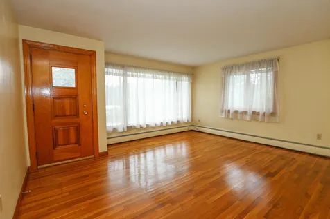 55 Wayland Avenue Manchester NH 03109
