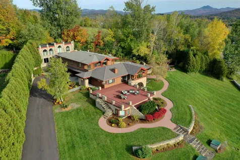 18 Ledgewood Drive Williston VT 05495