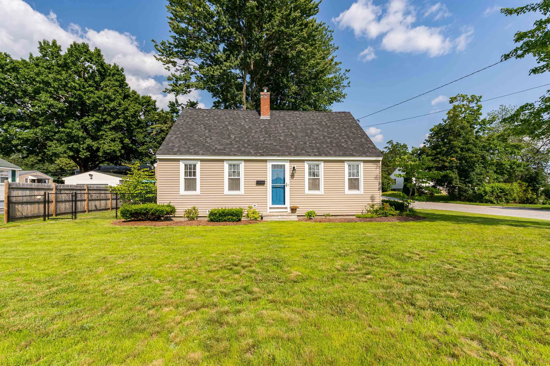 95 Upland Street Manchester NH 03102