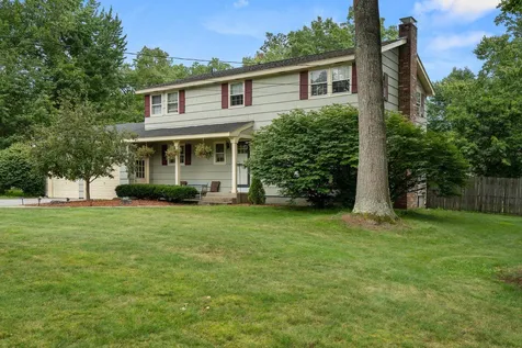 29 Woodland Drive Merrimack NH 03054