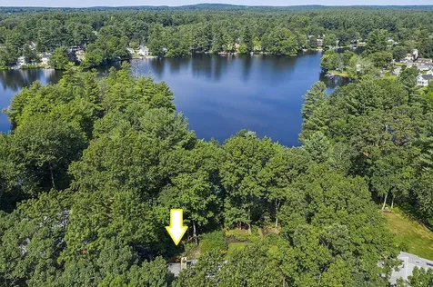33 Woodmeadow Drive Salem NH 03079