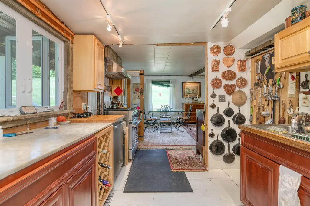 369 Brook Road Chelsea VT 05038