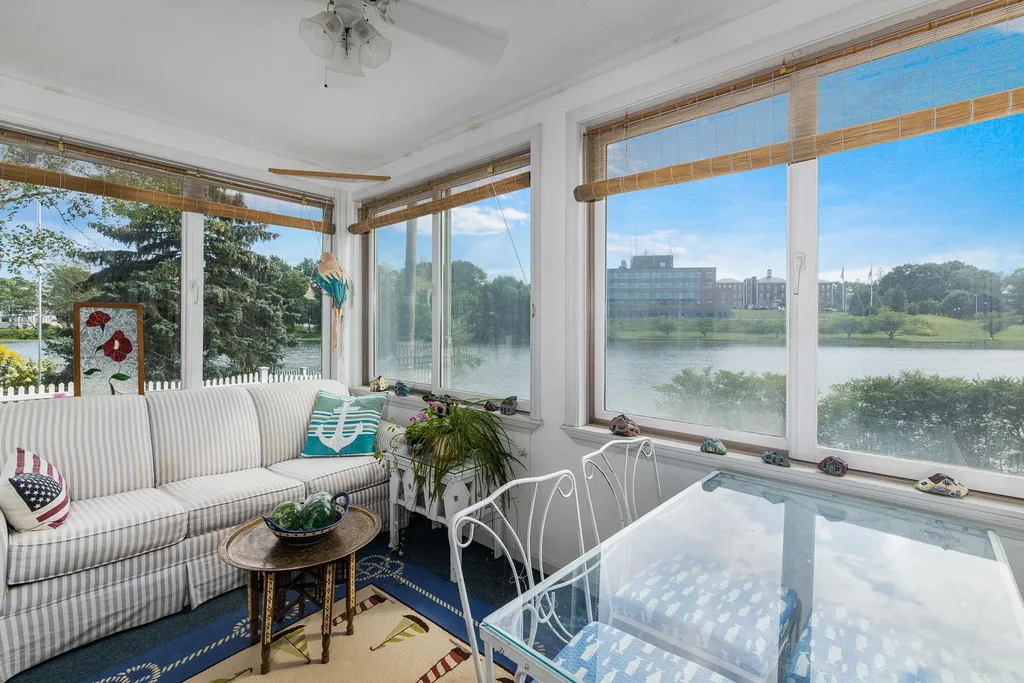 77 Wentworth Street Portsmouth NH 03801