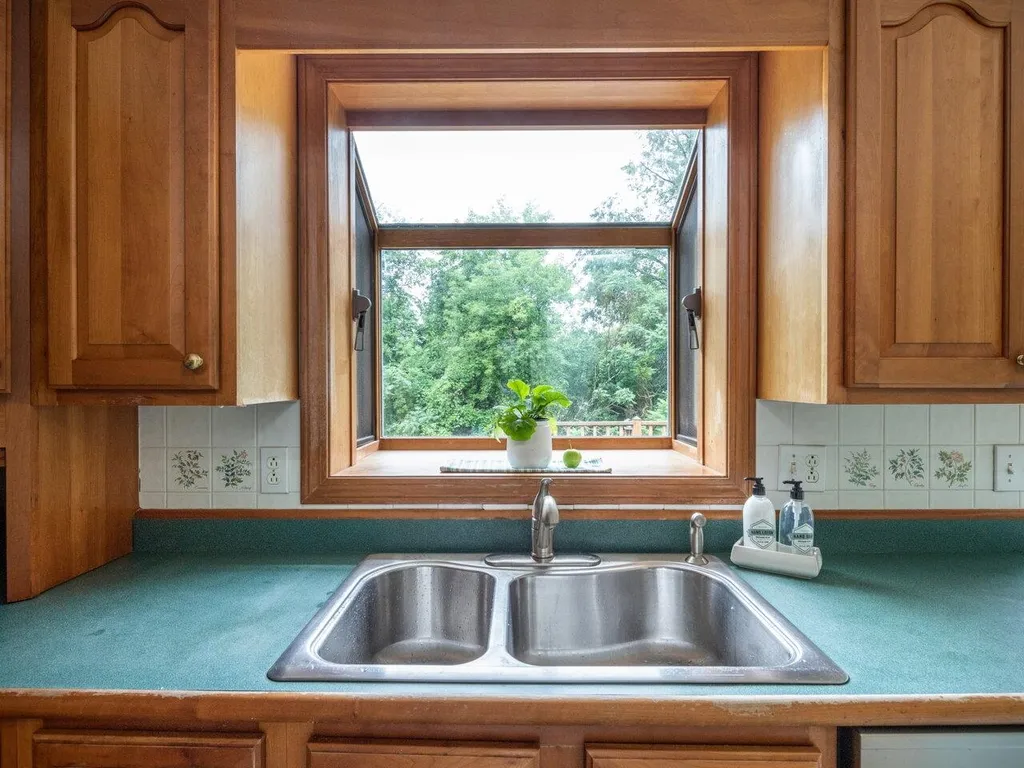 42 Griswold Street Jericho VT 05465