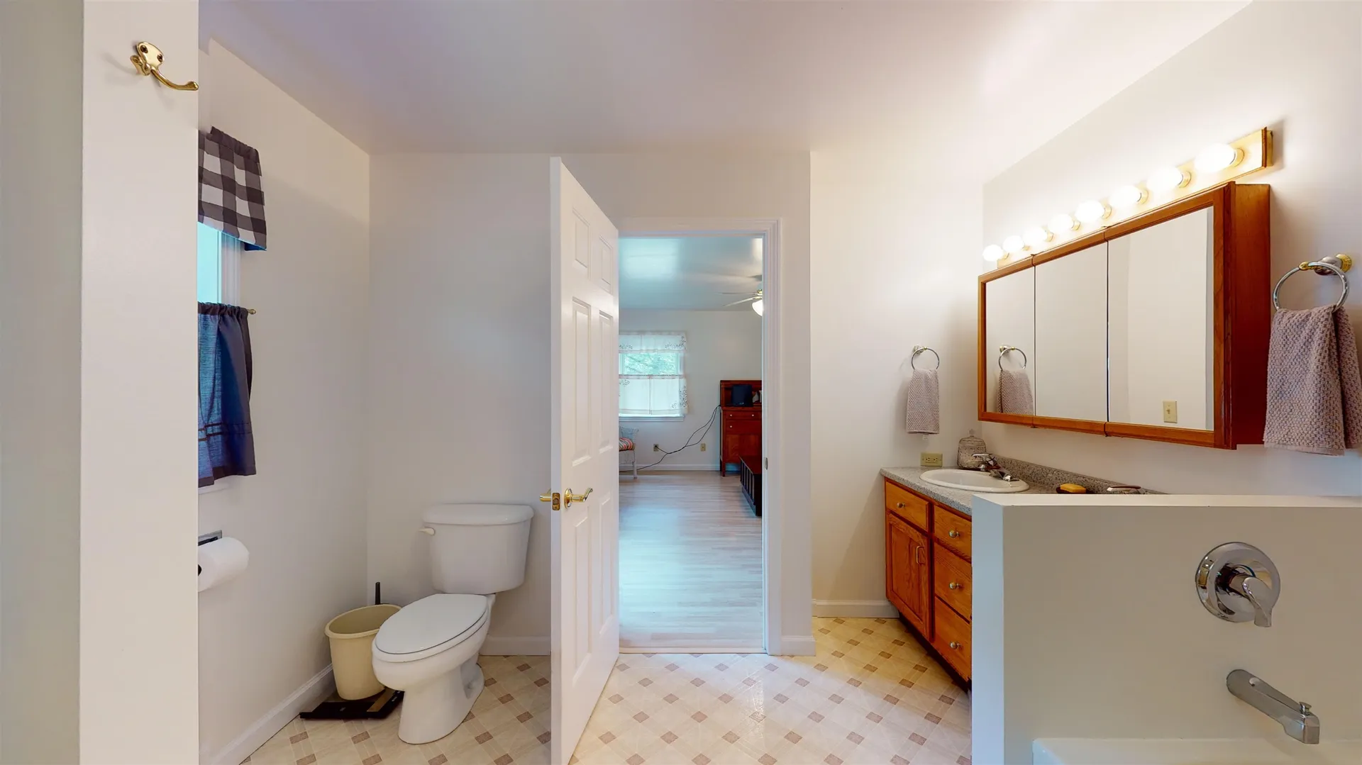 242 Pine Lane Salisbury VT 05769