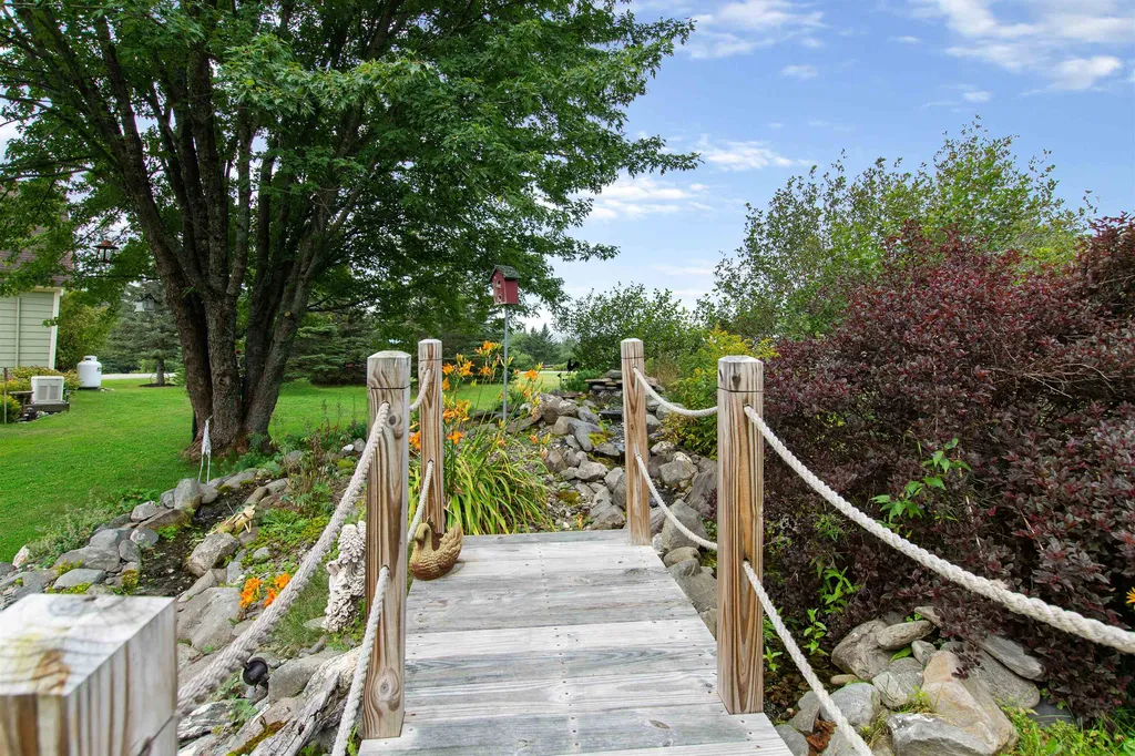 767 Back Lake Road Pittsburg NH 03592