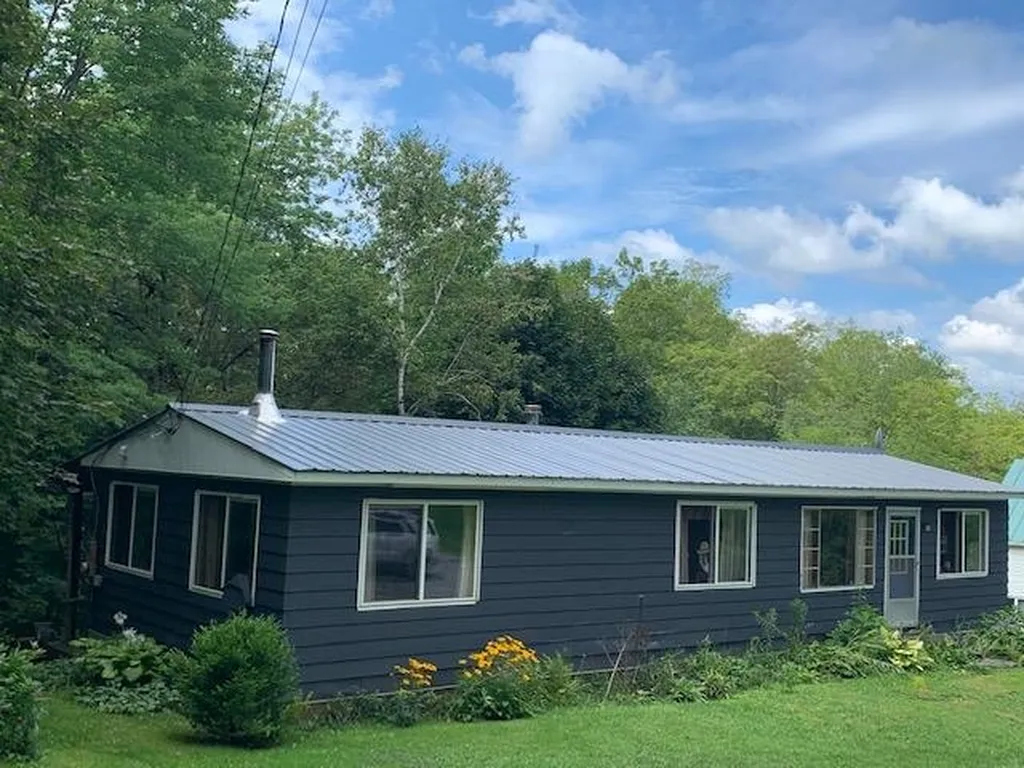 4259 Hartland Hill Road Woodstock VT 05091