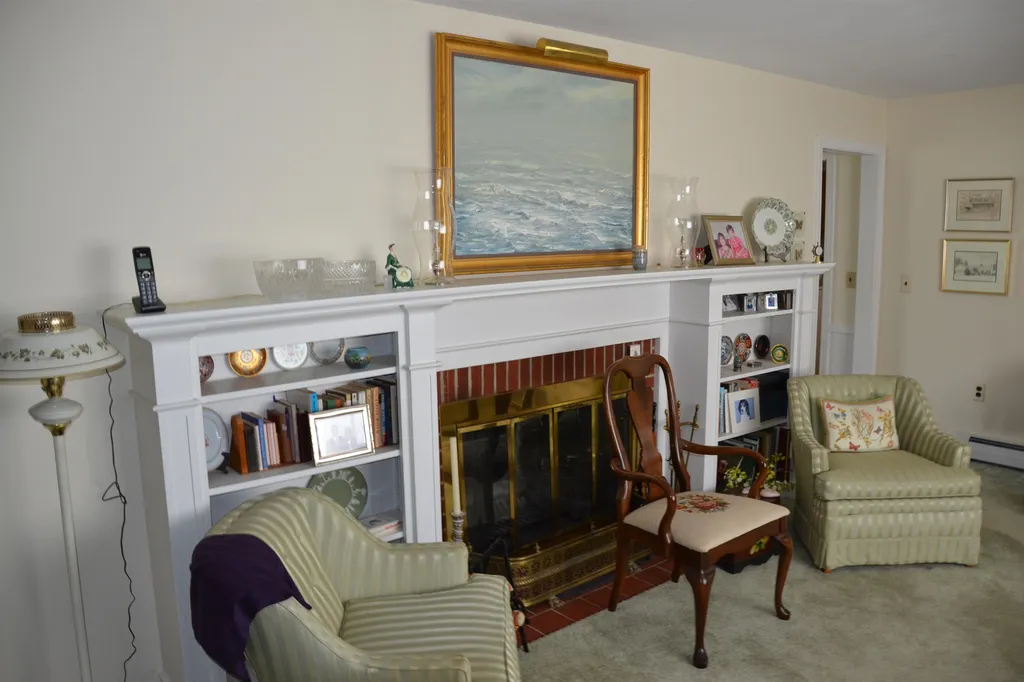 188 North Main Street Wolfeboro NH 03894