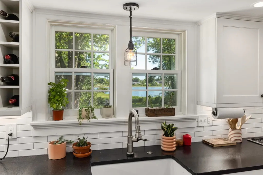28 Dennett Street Portsmouth NH 03801