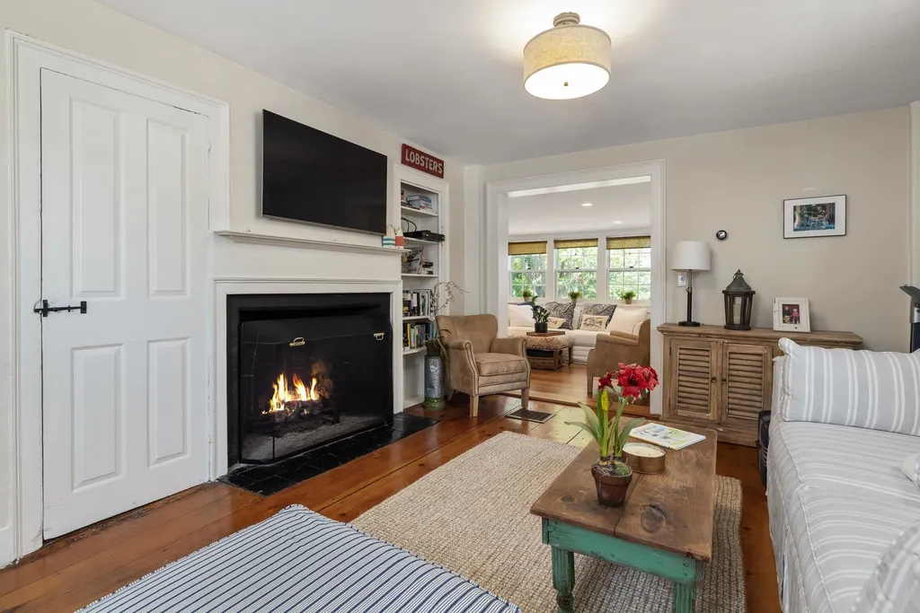 28 Dennett Street Portsmouth NH 03801