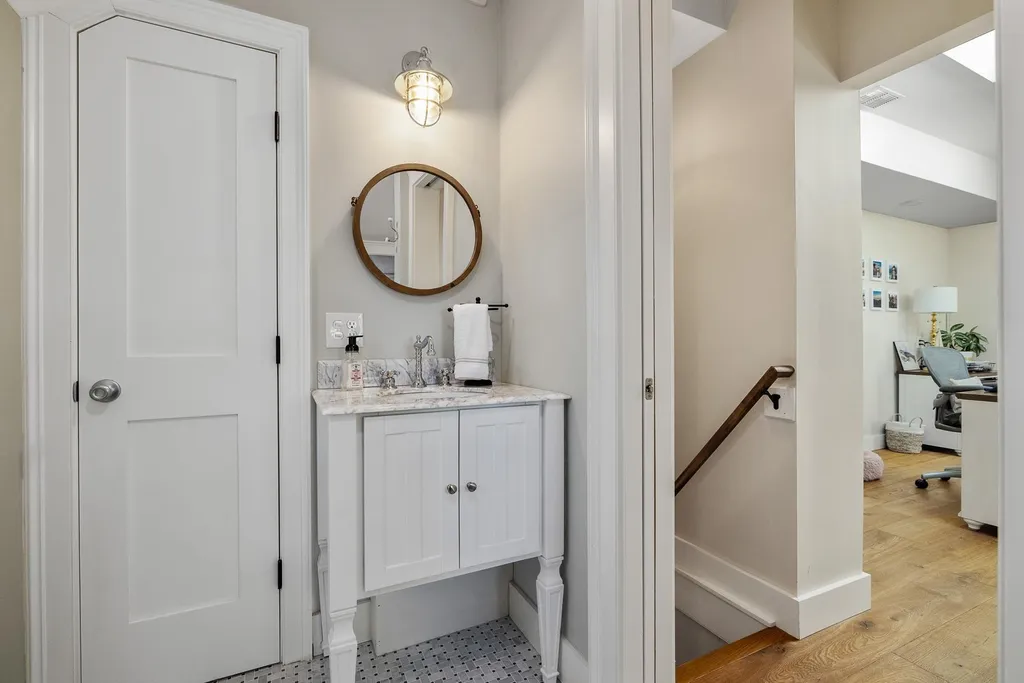 28 Dennett Street Portsmouth NH 03801