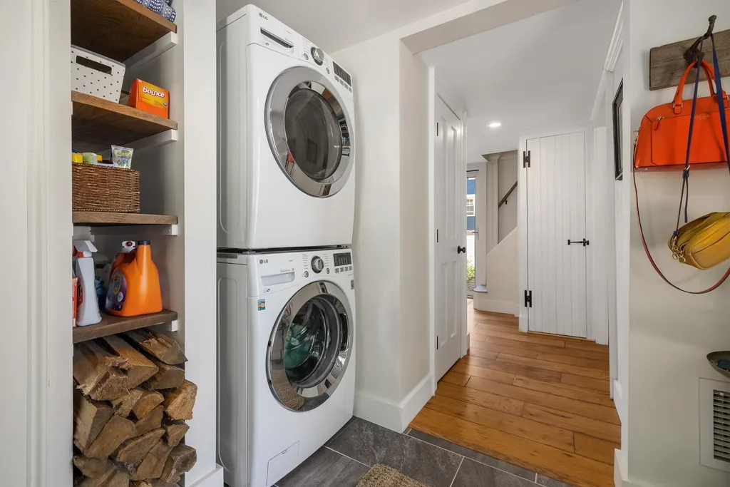 28 Dennett Street Portsmouth NH 03801