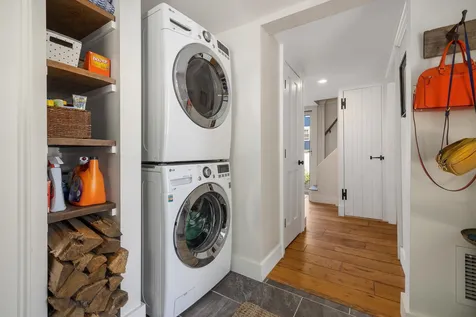 28 Dennett Street Portsmouth NH 03801