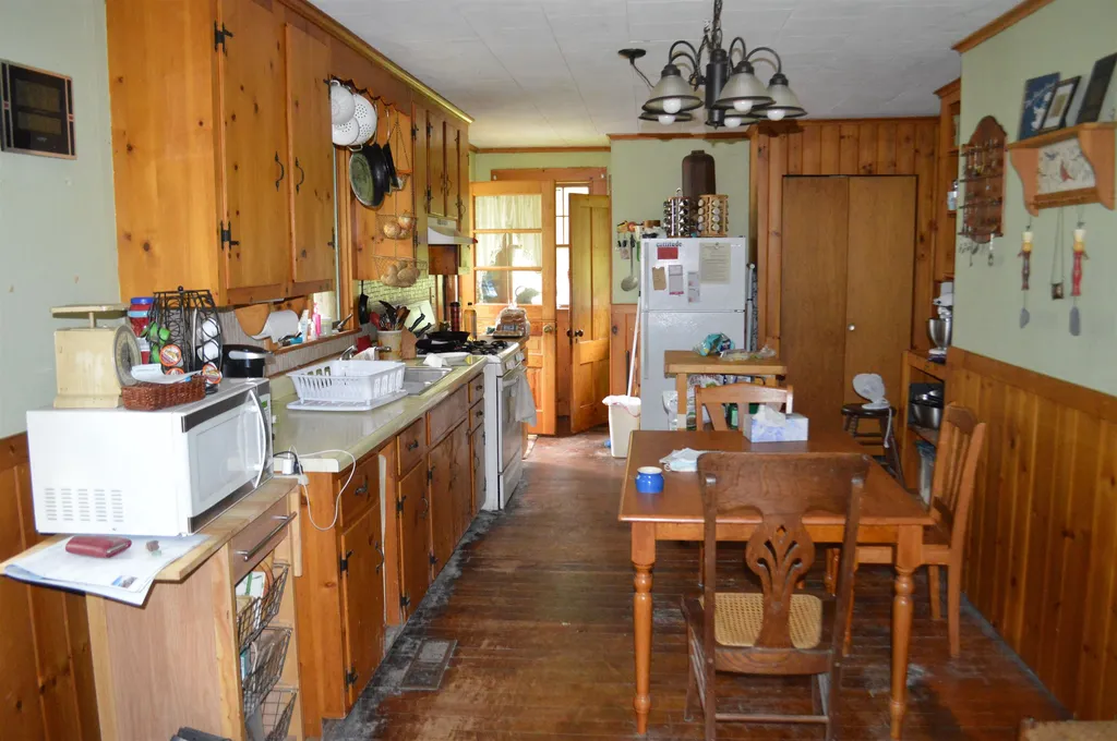 171 Bryant Road Wolfeboro NH 03894