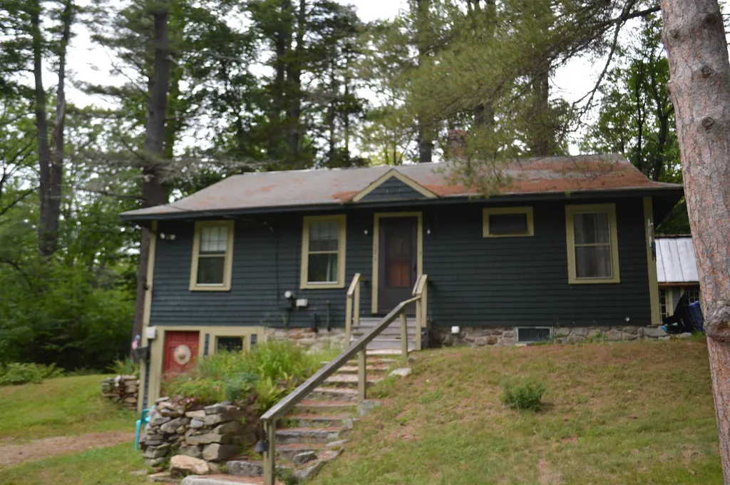 171 Bryant Road Wolfeboro NH 03894