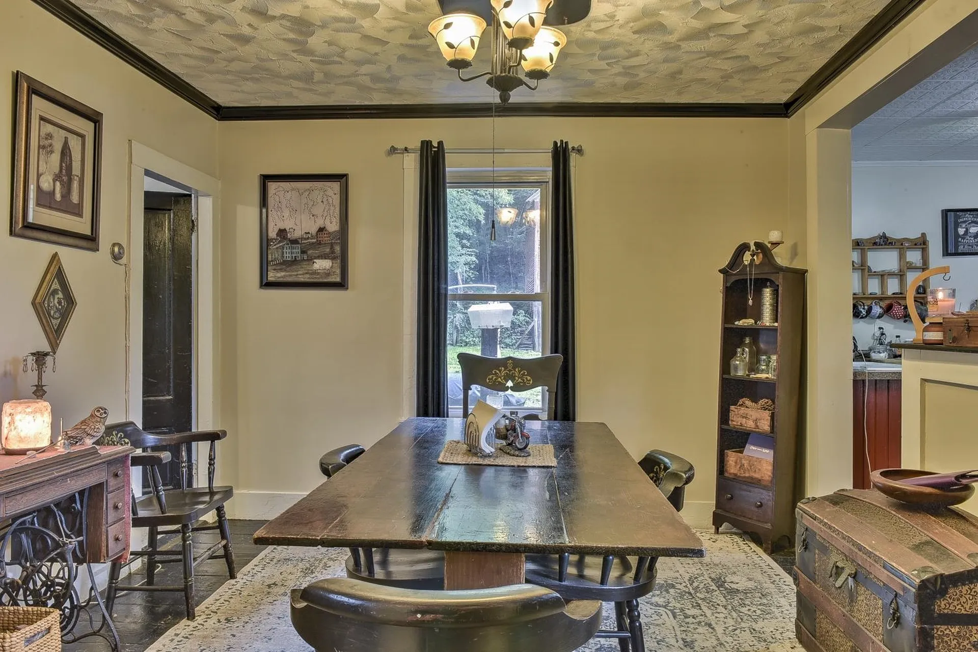 81 Highland Avenue Hinsdale NH 03451