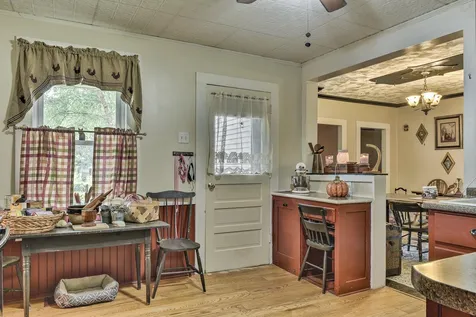 81 Highland Avenue Hinsdale NH 03451