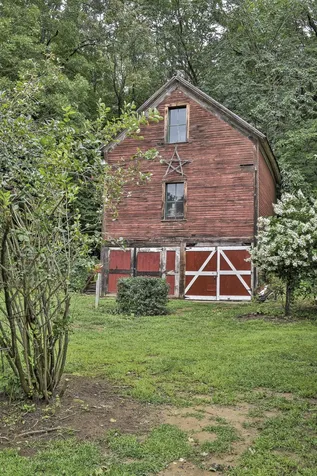 81 Highland Avenue Hinsdale NH 03451