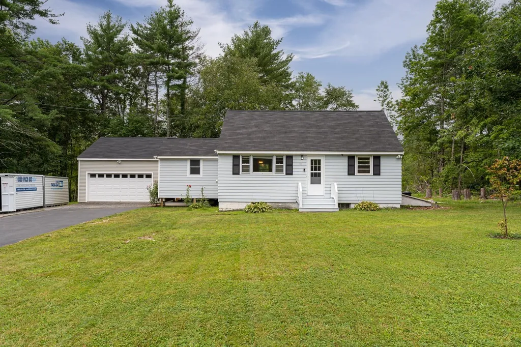 91 Old Concord Turnpike Barrington NH 03825