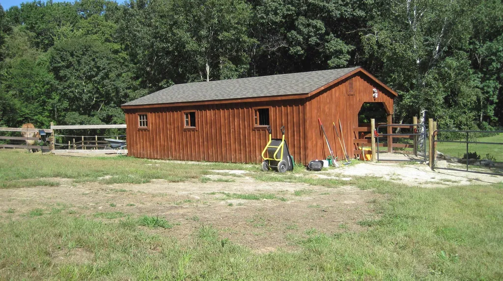 61 Freshet Road Madbury NH 03823