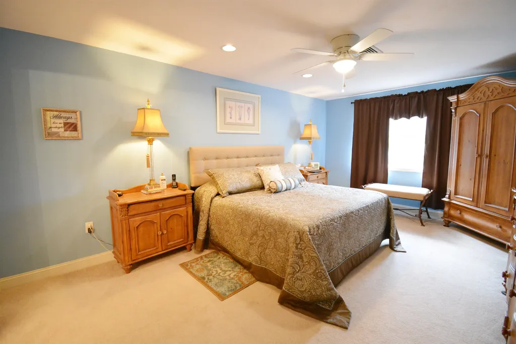 1 Sterling Hill Lane Exeter NH 03833