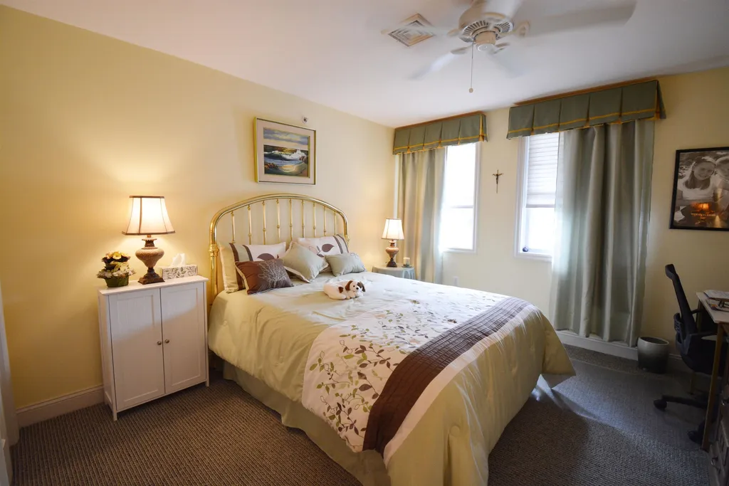1 Sterling Hill Lane Exeter NH 03833