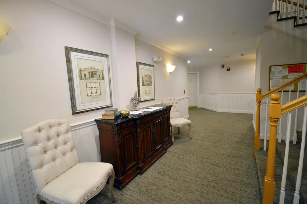 1 Sterling Hill Lane Exeter NH 03833