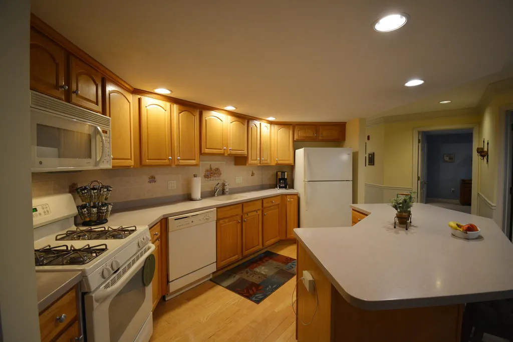1 Sterling Hill Lane Exeter NH 03833