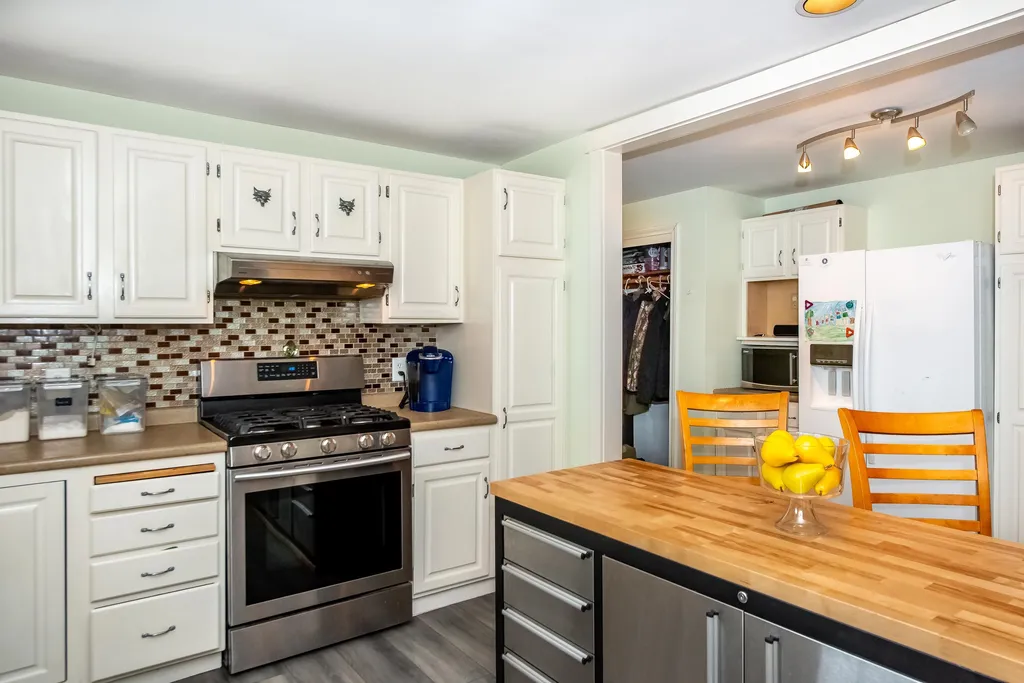 10 Kelley Road Madbury NH 03823
