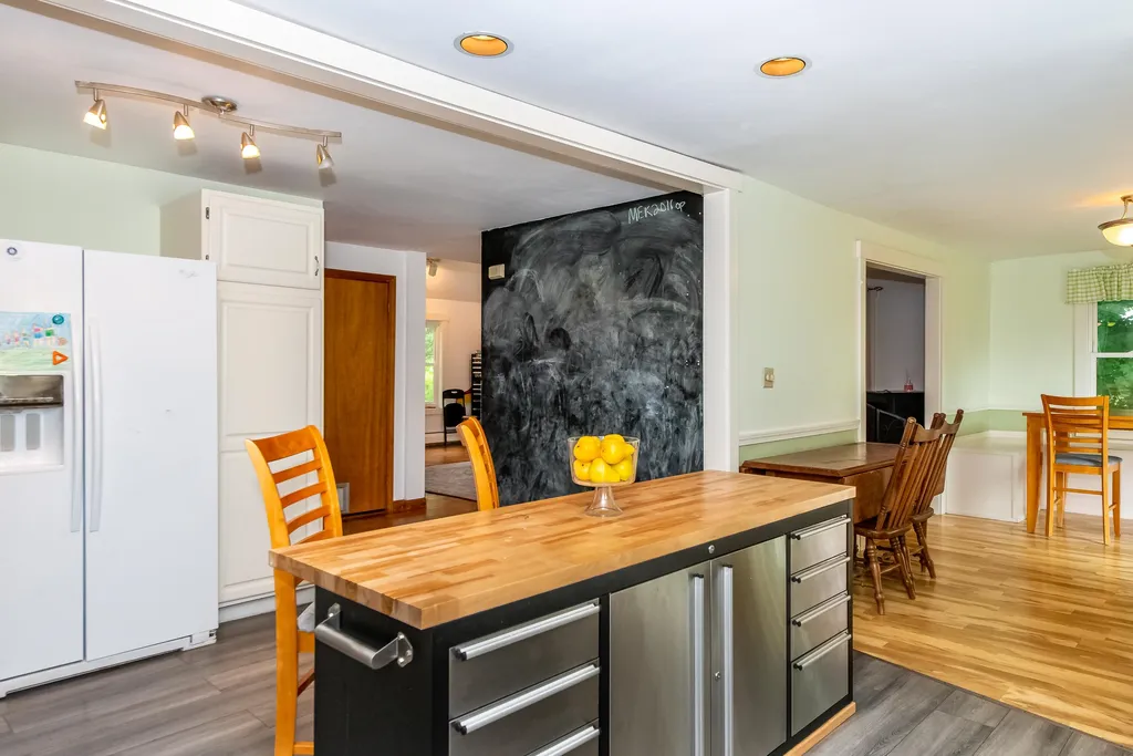 10 Kelley Road Madbury NH 03823