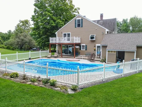 60 Deering Center Road Weare NH 03281