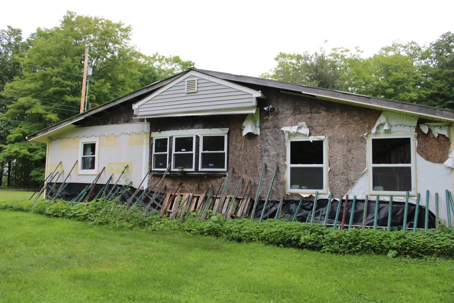 1735 Cross Road Strafford VT 05072