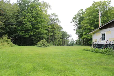 1735 Cross Road Strafford VT 05072