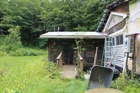 1735 Cross Road Strafford VT 05072