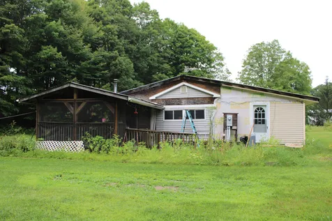 1735 Cross Road Strafford VT 05072