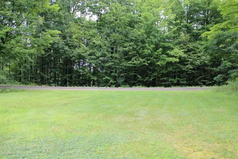 1735 Cross Road Strafford VT 05072