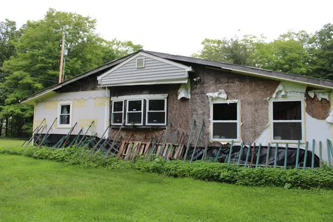 1735 Cross Road Strafford VT 05072