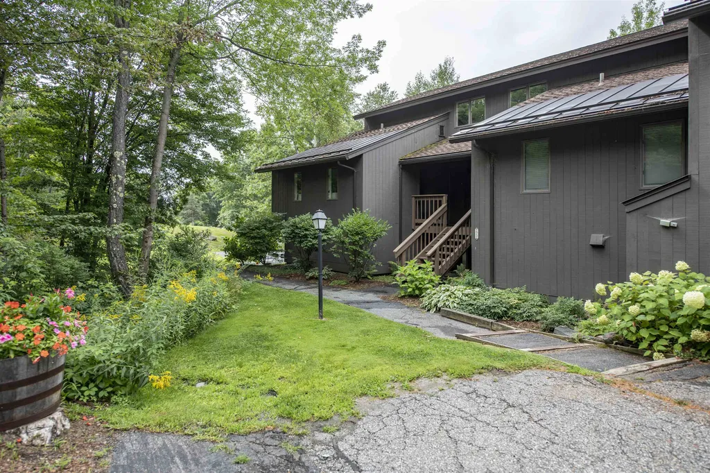 388 Alden Partridge Road Hartford VT 05059